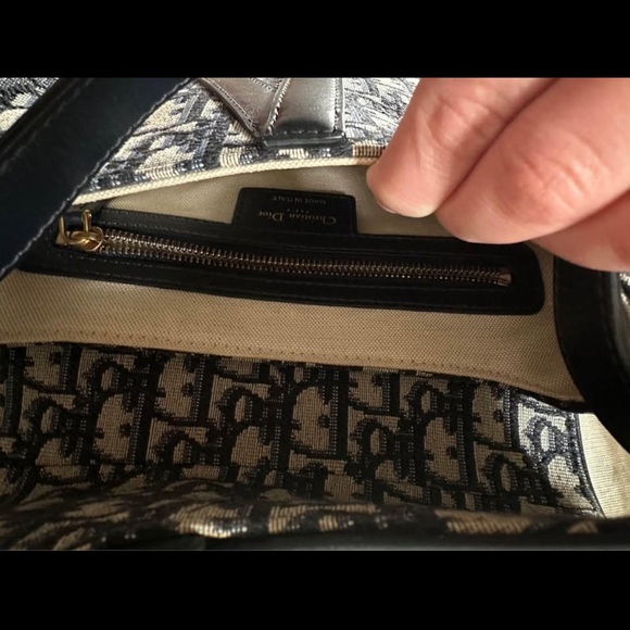 Dior Saddle Medium Size - Picture 6 of 8